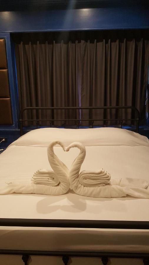 Bangkok Bed Place Exterior photo